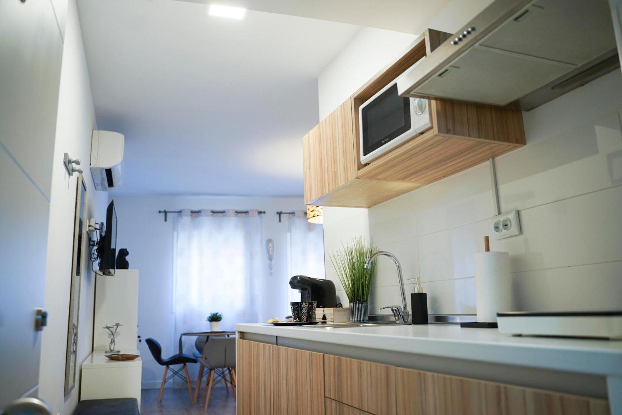Apartamentos Suites Cariatide Plasencia Dış mekan fotoğraf