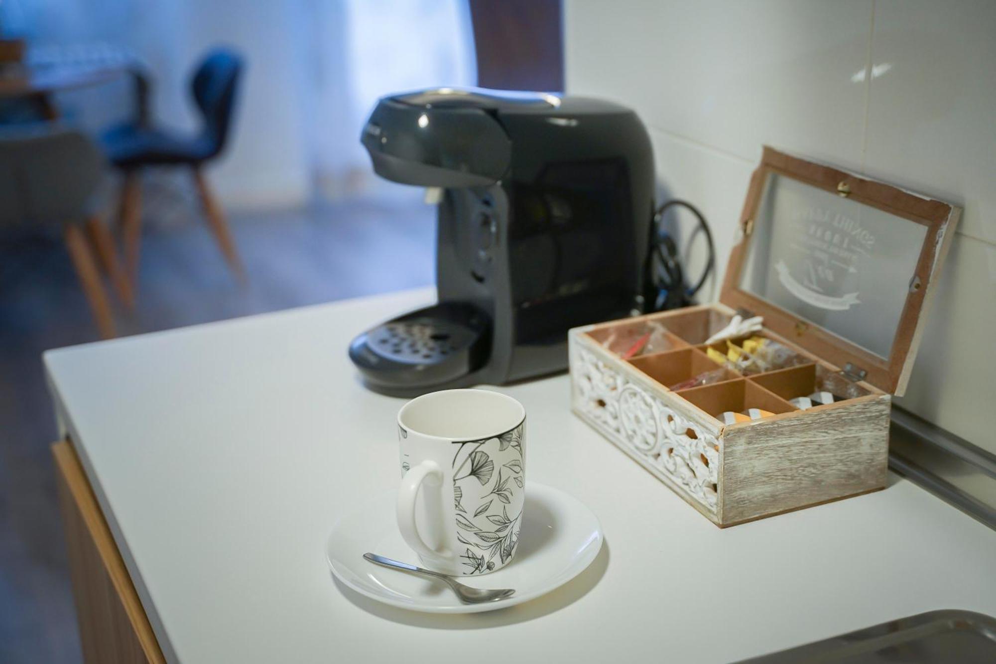 Apartamentos Suites Cariatide Plasencia Dış mekan fotoğraf
